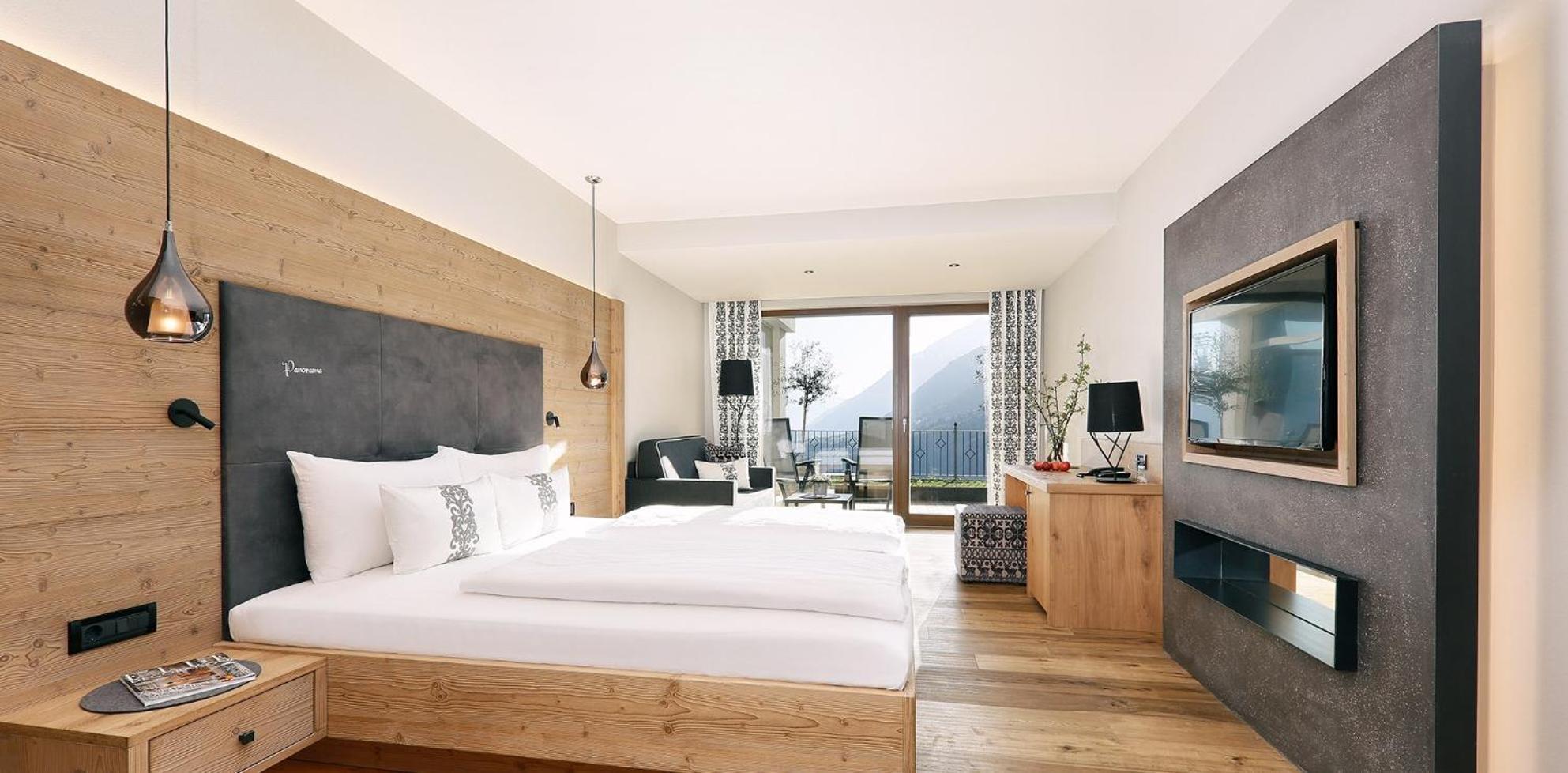 Panorama Hotel 4*